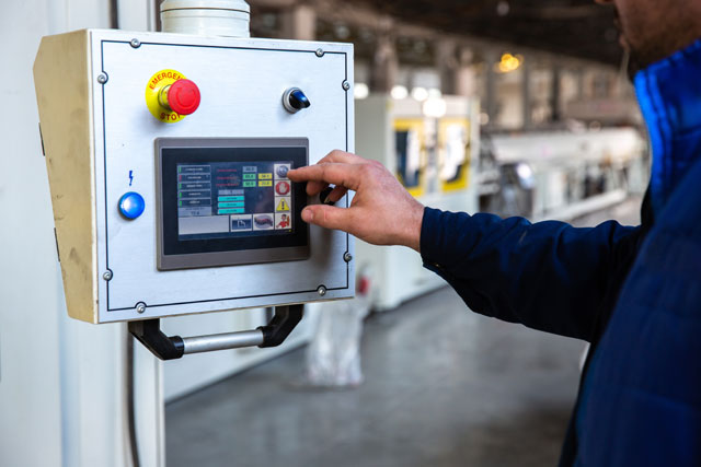 産業用自動制御システムの開発会社様